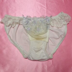 48☆フリル☆Lサイズ☆ティーンズツルツルショーツ