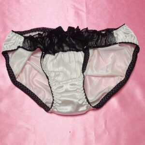 52☆黒パイピング☆Lサイズ☆ティーンズツルツルショーツ