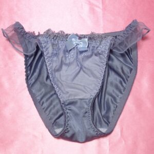 59☆フリル☆Mサイズ☆ティーンズツルツルショーツ