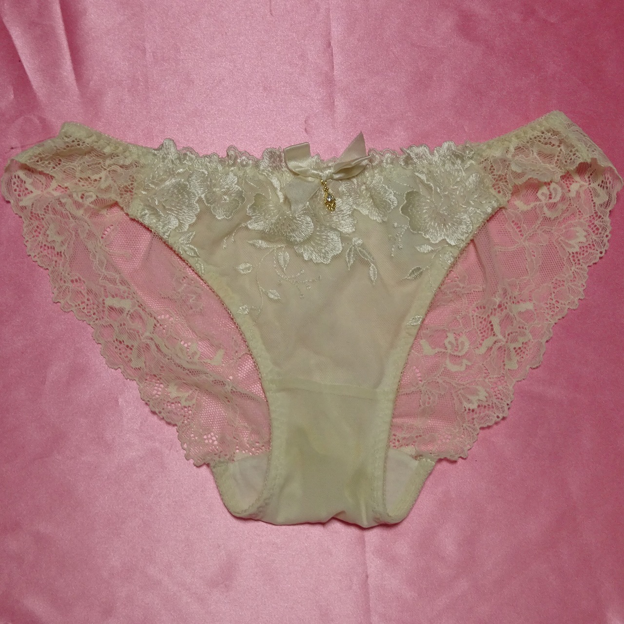 157☆エメフィール☆レースショーツ☆Mサイズ☆クリーム☆大人USEDインナー SELECT INNER MARKET