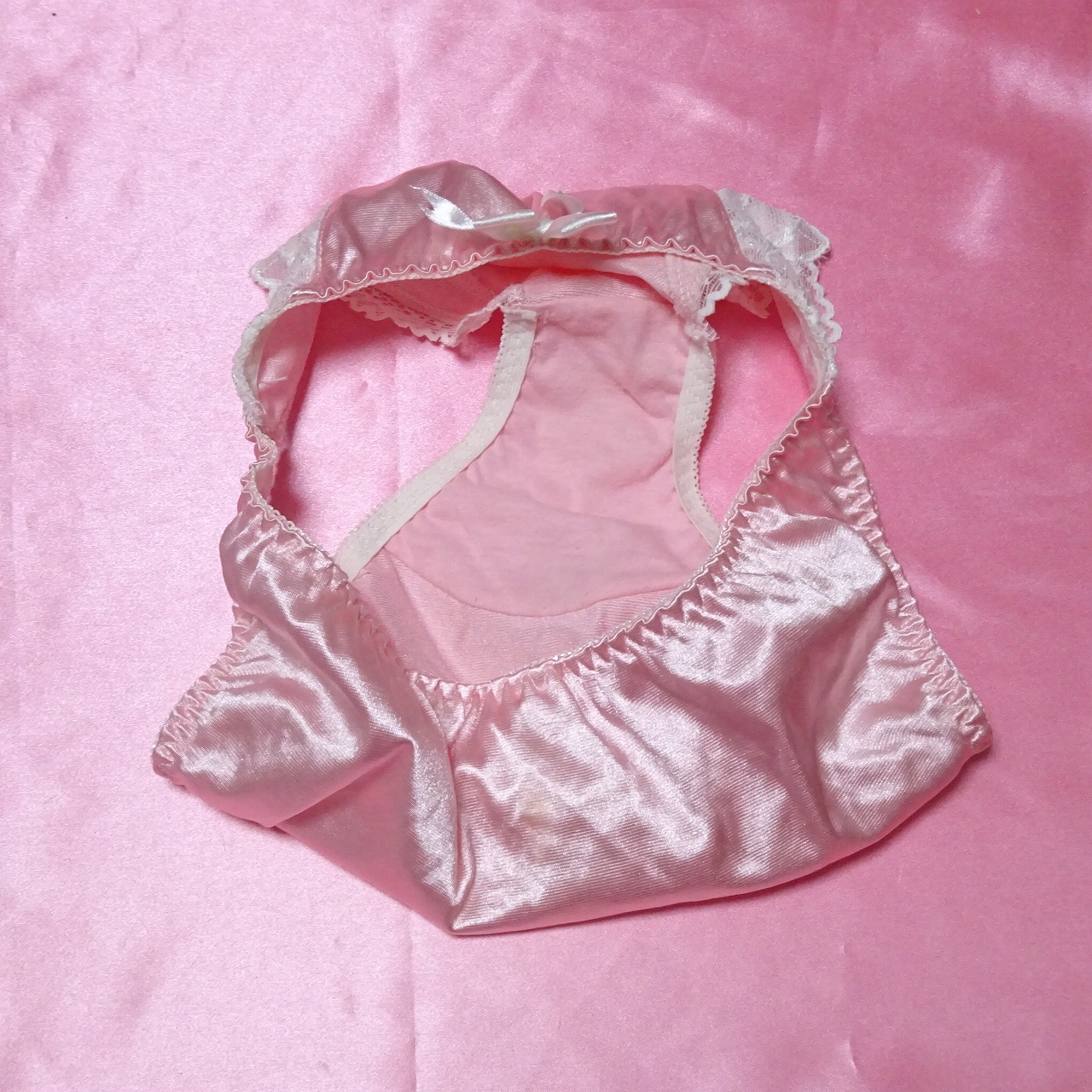 429 エメフィール Mサイズ ティーンズショーツ 中古 大人用インナー ピンク 光沢サテン地 白レース 販売 - 画像 (3)