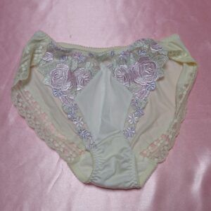 533☆ レジェ Mサイズ ☆ティーンズ パンティ ☆大人USEDインナー SELECT INNER MARKET