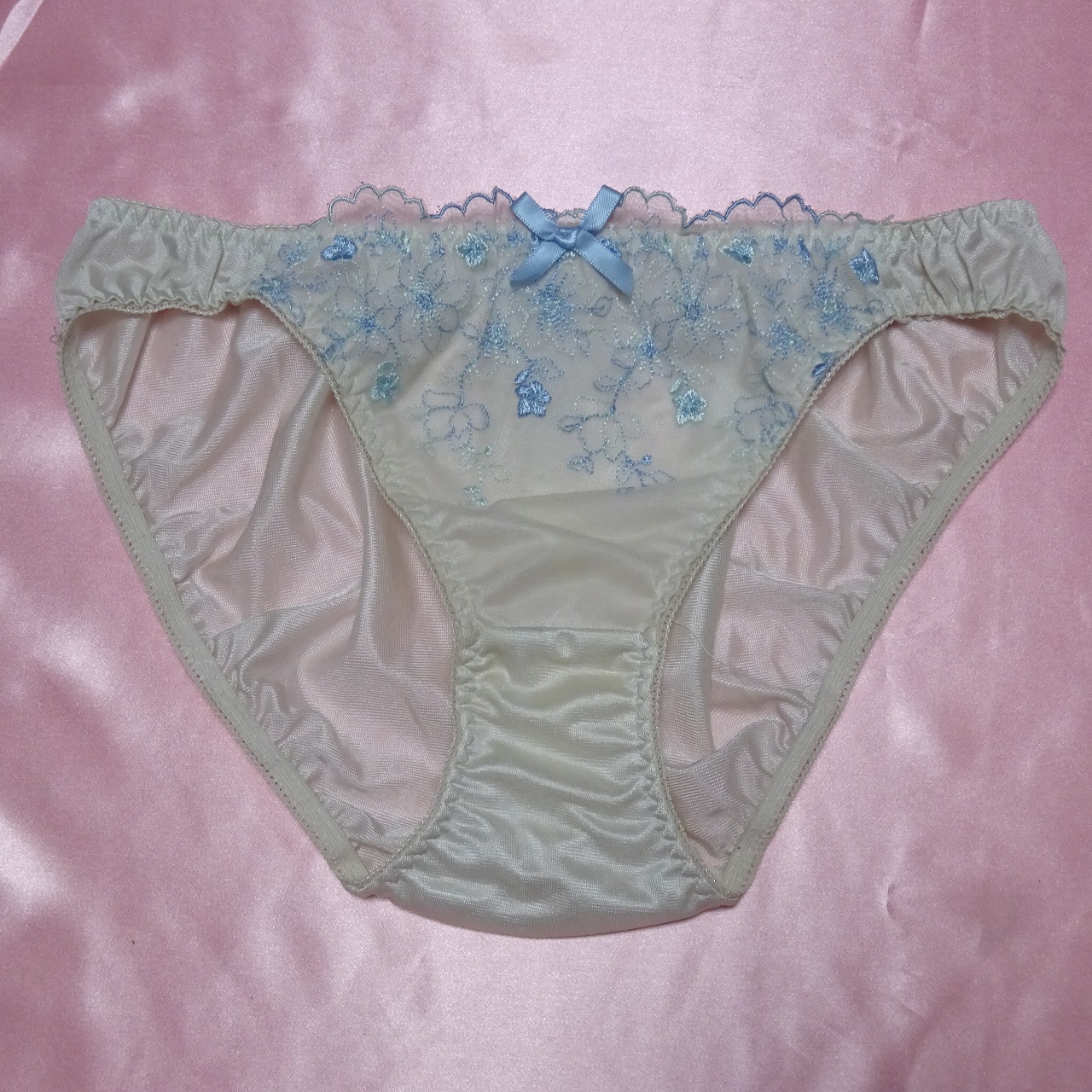 613☆ tutuanna Mサイズ ☆ティーンズ ツルツルショーツ ☆