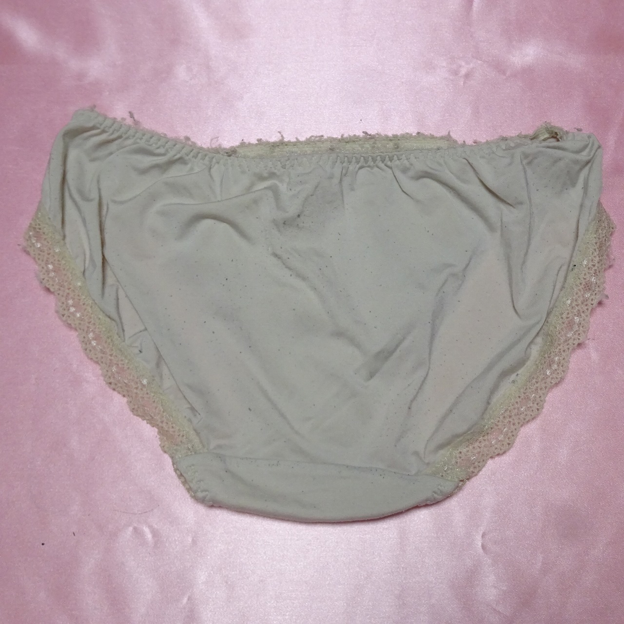 626☆ トリンプ Mサイズ ☆ティーンズ ツルツルショーツ ☆ - 画像 (2)