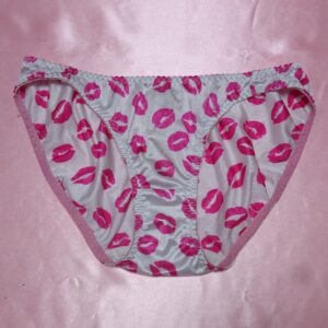629☆ トリンプ Mサイズ ☆ティーンズ ツルツルショーツ ☆
