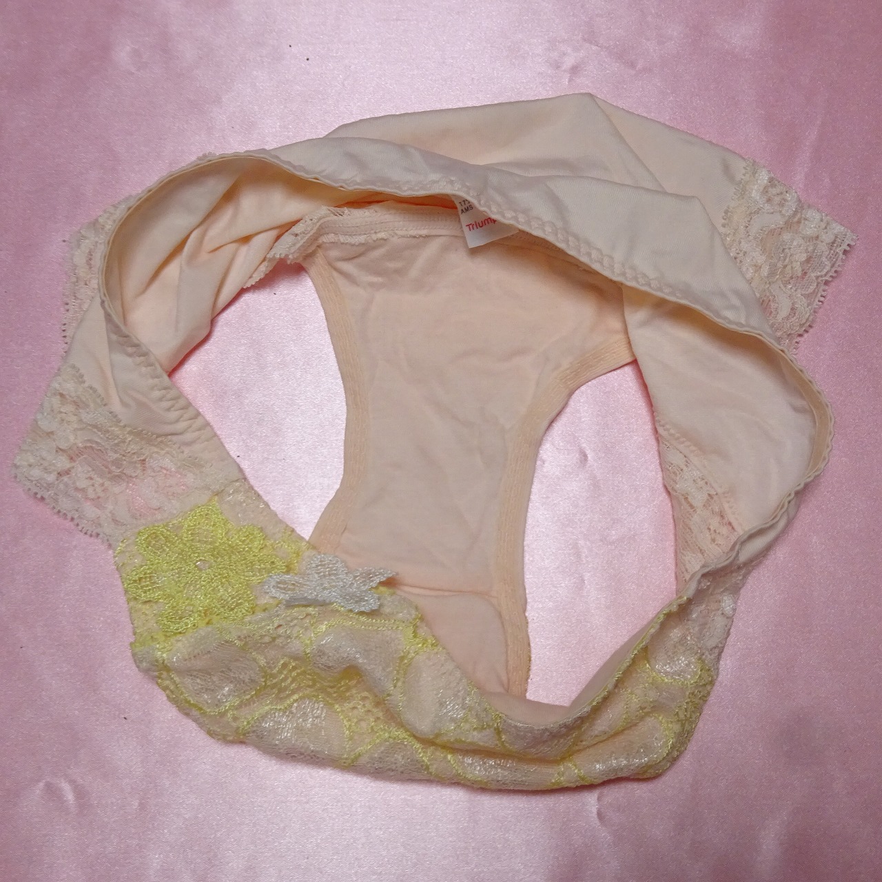 636☆ トリンプ Lサイズ ☆ティーンズ ツルツルショーツ ☆ - 画像 (2)