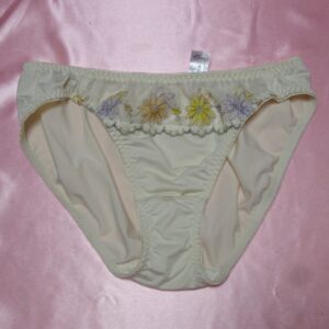 649☆ エメフィール Lサイズ ☆ティーンズ ツルツルショーツ ☆